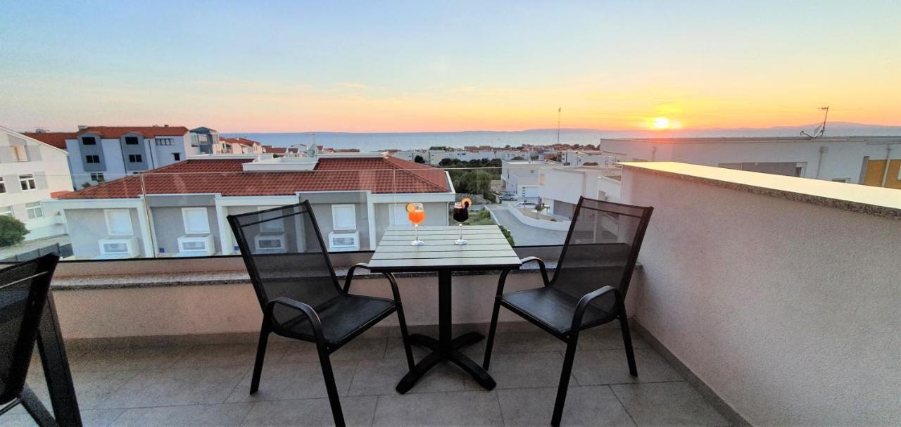 Seahorse Luxury Apartment With Pool And Sea View Novalja Eksteriør bilde