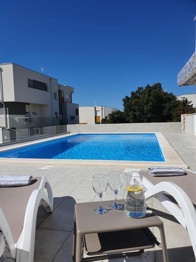 Seahorse Luxury Apartment With Pool And Sea View Novalja Eksteriør bilde