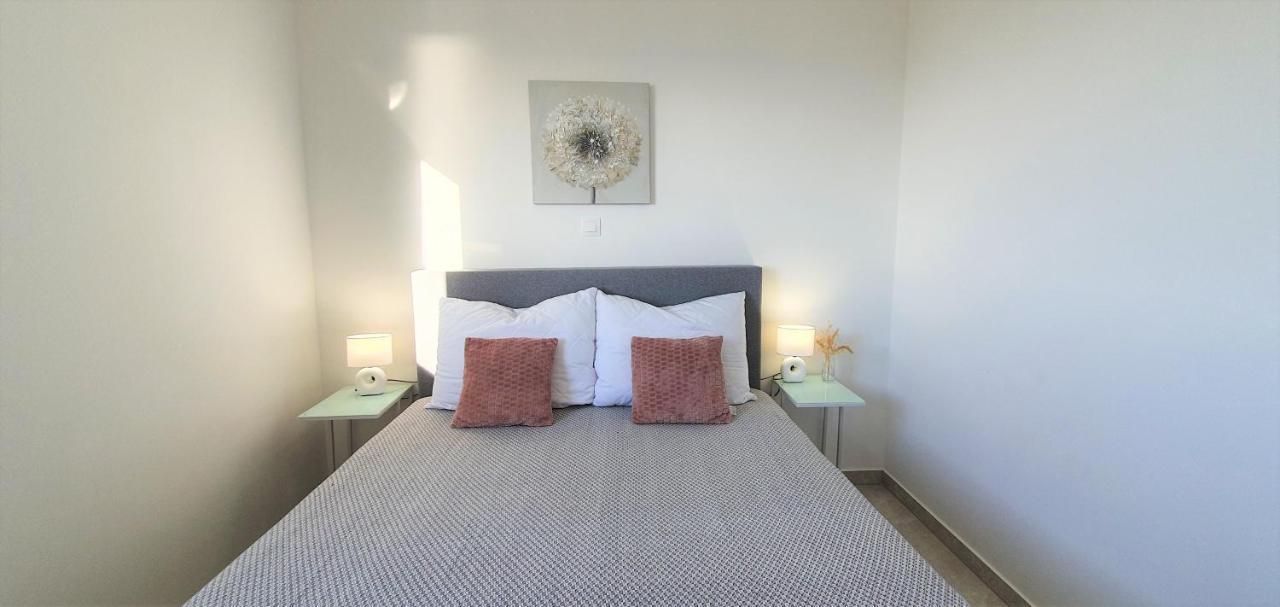 Seahorse Luxury Apartment With Pool And Sea View Novalja Eksteriør bilde