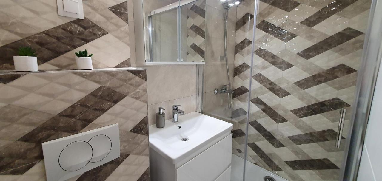 Seahorse Luxury Apartment With Pool And Sea View Novalja Eksteriør bilde