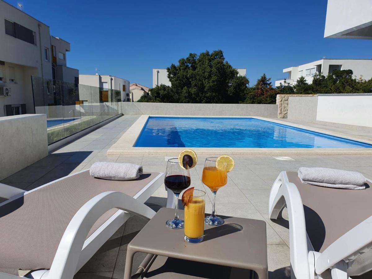 Seahorse Luxury Apartment With Pool And Sea View Novalja Eksteriør bilde