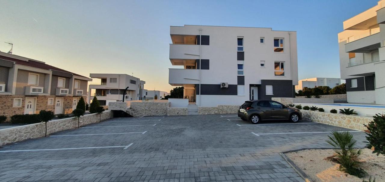 Seahorse Luxury Apartment With Pool And Sea View Novalja Eksteriør bilde